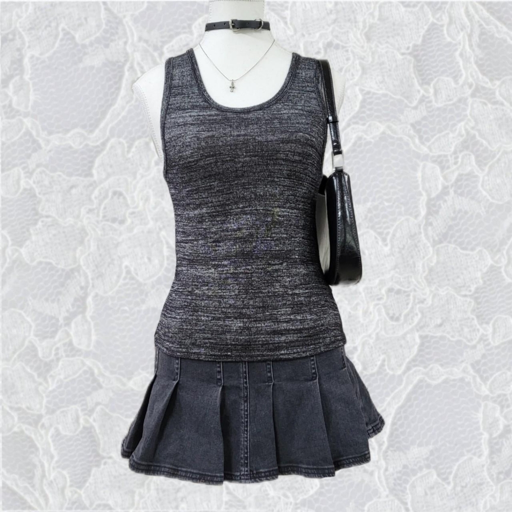 Heather grey tank top